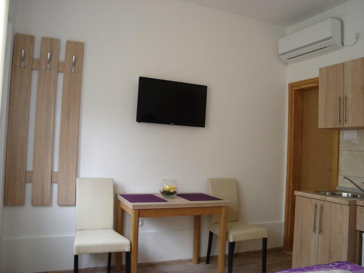 Guest House Konak Kod Danke 트레빈예 외부 사진